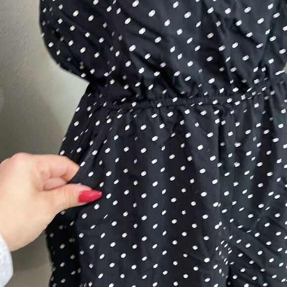 Old Navy Sleeveless keyhole Romper Black White Polka Dots - Picture 4 of 11